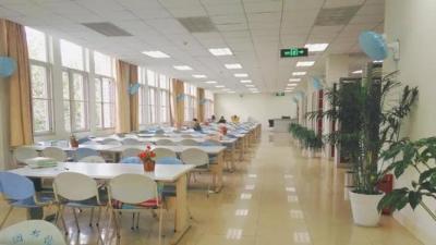 温江区燎原职业技术学校自习室