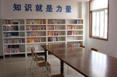 重庆第十一中学阅览室