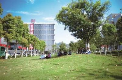 重庆旅游职业学院五年制大专校园