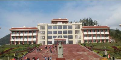 重庆经贸职业学院五年制大专图书馆