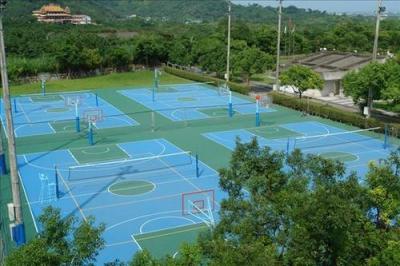 重庆市女子职业高级中学五年制大专篮球场