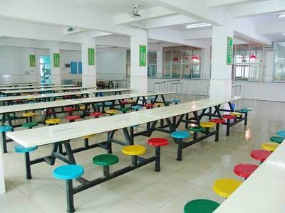 成都青羊实验联合中学食堂