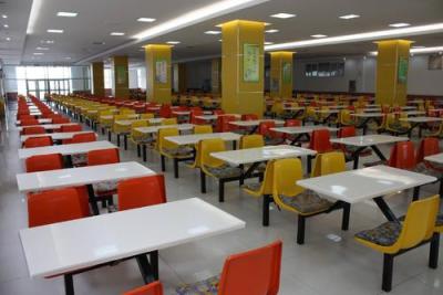 重庆现代技工学校食堂