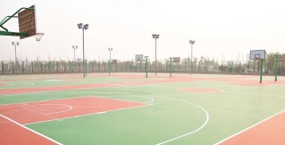 重庆冶金高级技工学校篮球场