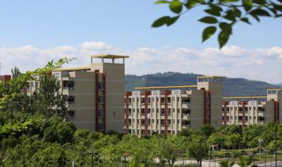 重庆三峡医药高等专科学校宿舍楼