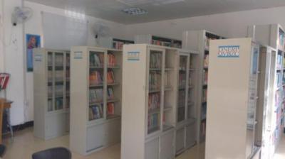 成都七中育才学校图书室