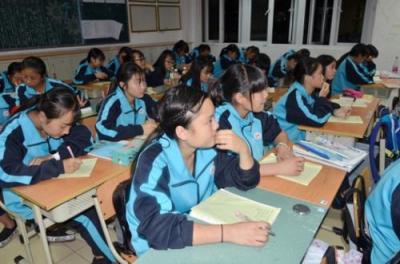 都江堰市职业中学教室