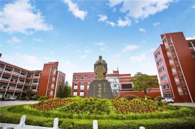 重庆信息技术职业学院教学楼