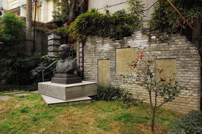 四川省成都列五中学校园一角