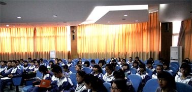 成都市龙泉一中讲座