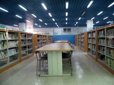 云南工程技术学校阅览室