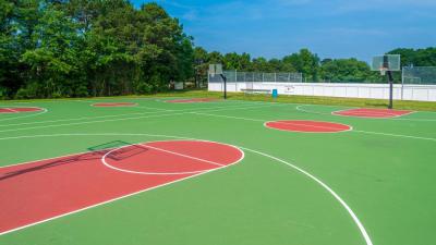 云南交通高级技工学校篮球场