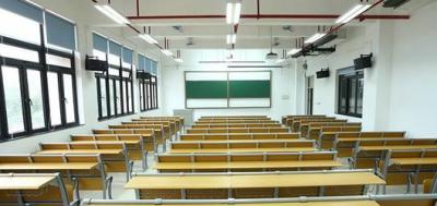 曲靖技工学校教室