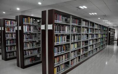 云南省监狱管理局技工学校图书室