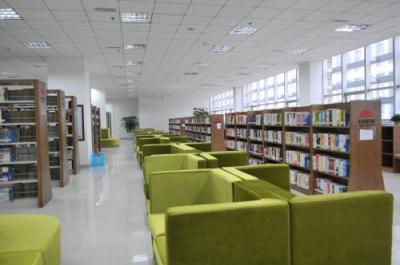 泸天化集团有限责任公司中学图书室