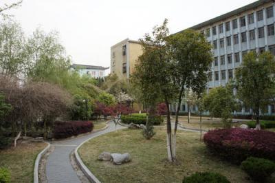 云南师范大学第二附属中学2020年学费、收费多少