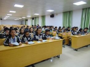 南兴镇中学讲座