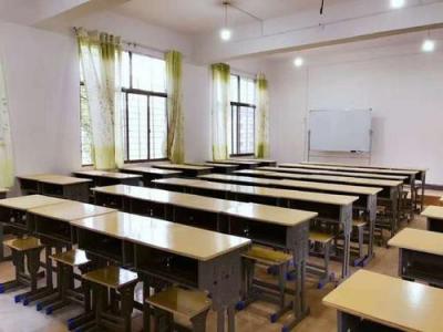 凯里第一职业技术学校教室