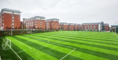 都匀中等职业技术学校足球场