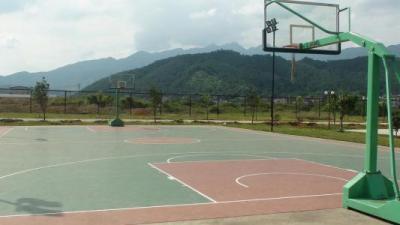 丹寨中等职业技术学校篮球场