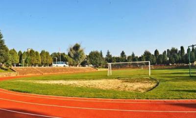 务川中等职业学校足球场