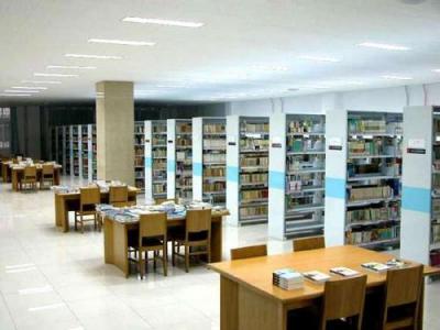 六盘水军事技能职业学校阅览室