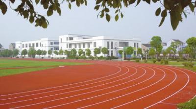 遂宁市市中区中兴镇中学操场