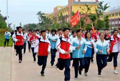 市中区老池乡中学学生风貌