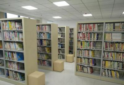 贵州航空工业技师学院洛湾校区学校阅览室