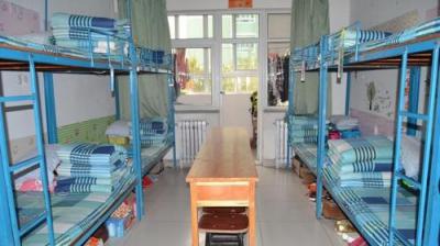 威远县龙会中学宿舍