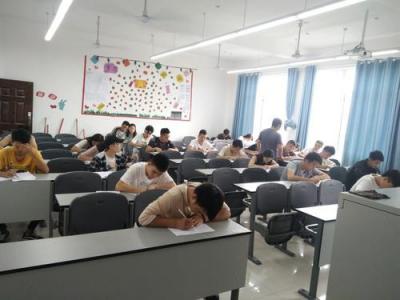 贵州应用技术技师学院双龙校区教室