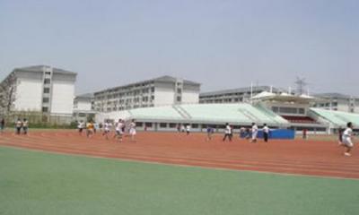 扬州环境资源职业技术学院足球场