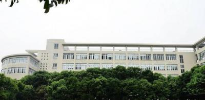 四川彭山第二中学2020年收费多少