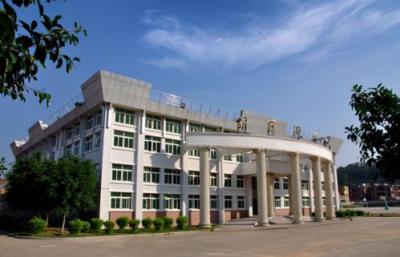 扬州市职业大学图书馆
