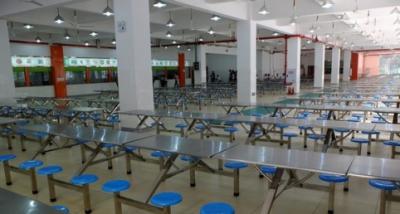 南京工业职业技术大学食堂