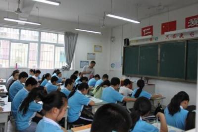 简阳市石桥中学教室