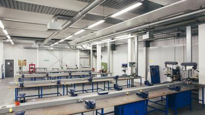 杨凌中等职业学校操作室