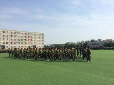 新生军训