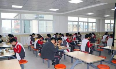 富平立诚中学食堂