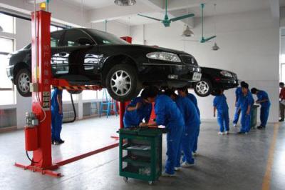 汽车运用与维修技术专业