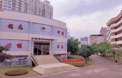 2021年桂林山水职业学院五年制大专收费多少