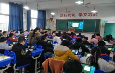 广西贺州职业学院教室