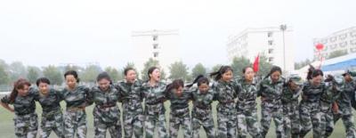新生军训