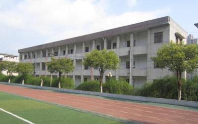 柳州地区民族高级中学校园
