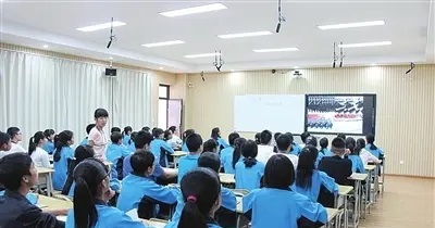 来宾高级中学教室