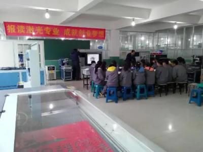 贵州省电子信息高级技工学校2021年招生简章