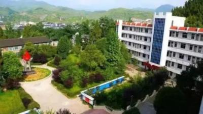 贵州省黔东中学2021年招生计划