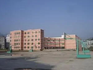 毕节市第六中学2021年招生计划