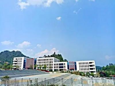 黔南民族医学高等专科学校2021年招生录取分数线